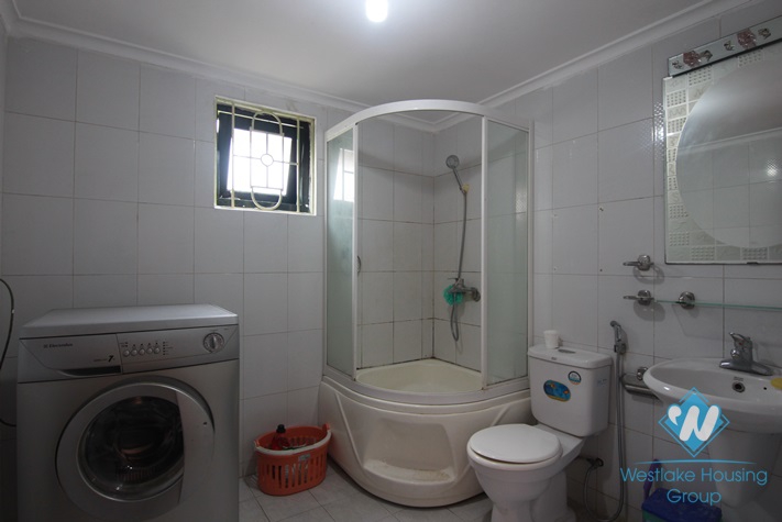 A nice house with courtyard for rent in Nghi Tam st, Tay Ho District